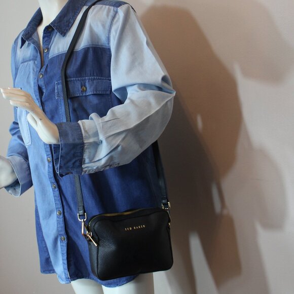 Ted Baker  London Black 100% Bovine Leather purse / shoulder mini bag - Picture 1 of 9